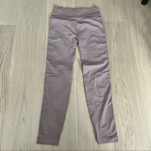 Lululemon mauve light purple nude leggings size 8 cute chic athleisure